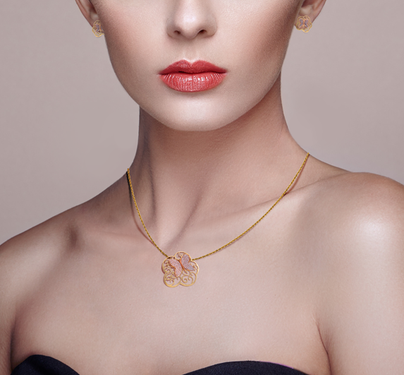 Papillon Pendant & Earring Genesis Diamonds